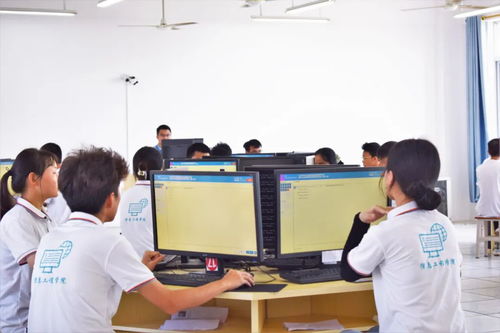網絡連接世界,信息成就未來——廣西城市職業大學信息工程學院計算機技術培訓